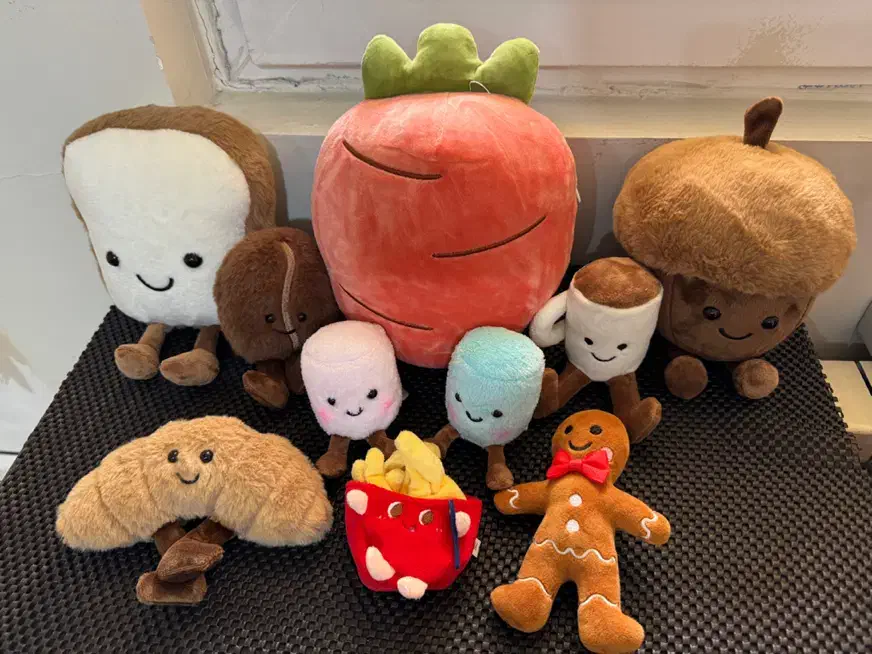 ده عدد عروسک|اسباببازی|تهران, دانشگاه شریف|دیوار