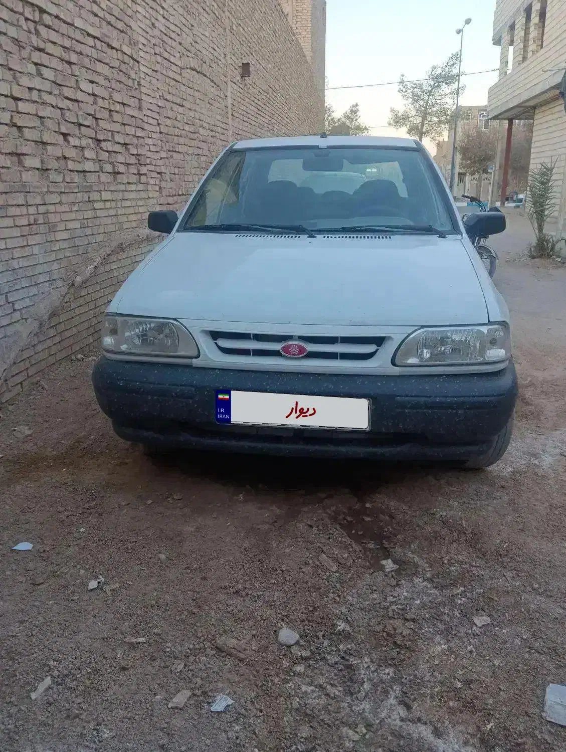 پراید سفید|خودرو سواری و وانت|زارچ, |دیوار