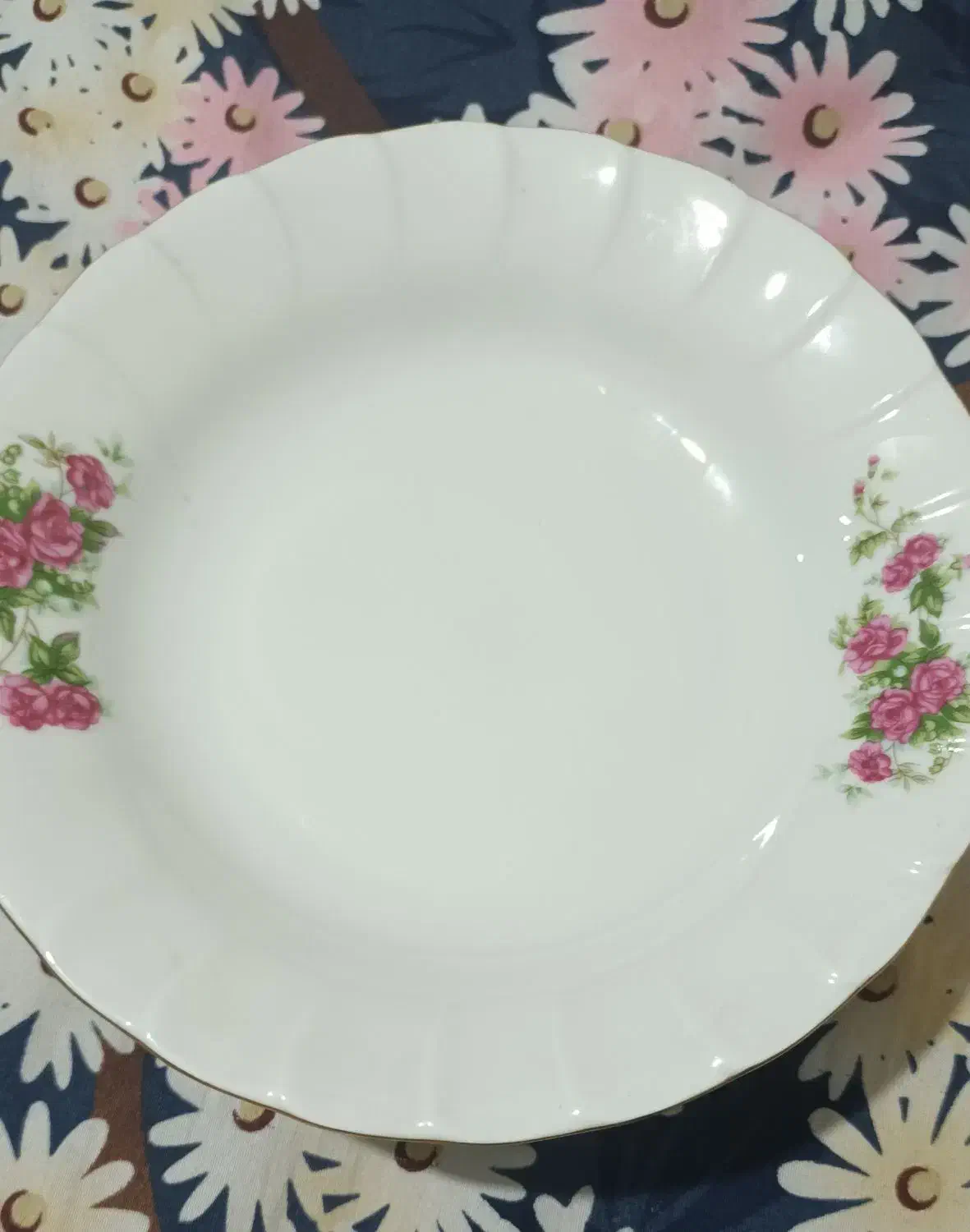 ۶ بشقاب گل سرخ|ظروف سرو و پذیرایی|اهواز, سید خلف|دیوار