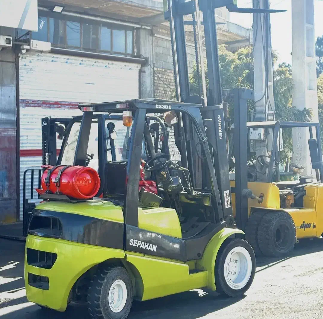 لیفتراک سپاهان گازی|ماشینآلات صنعتی|ماهدشت, |دیوار
