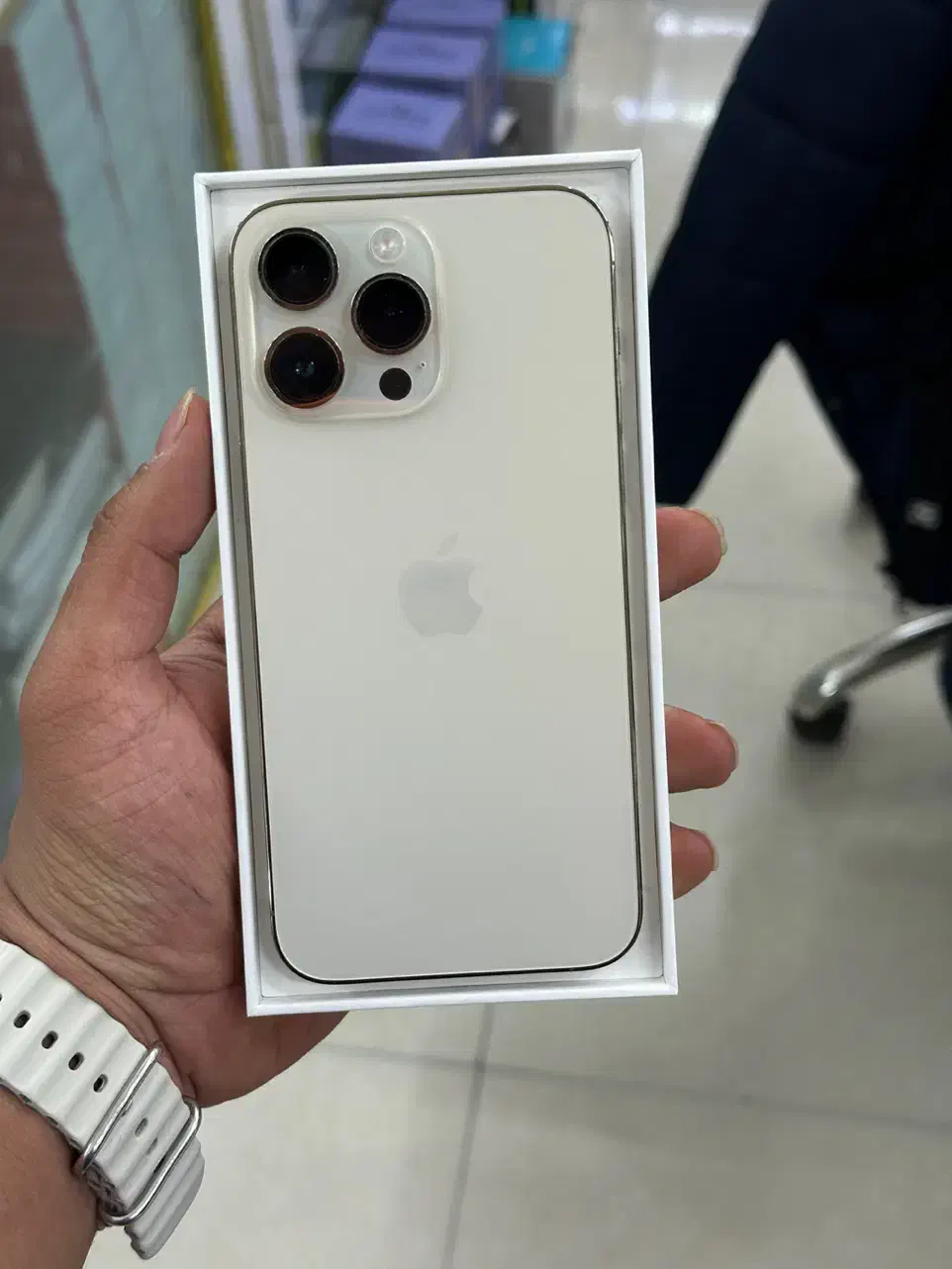 14 pro max  با ریجستری|موبایل|اصفهان, احمدآباد|دیوار