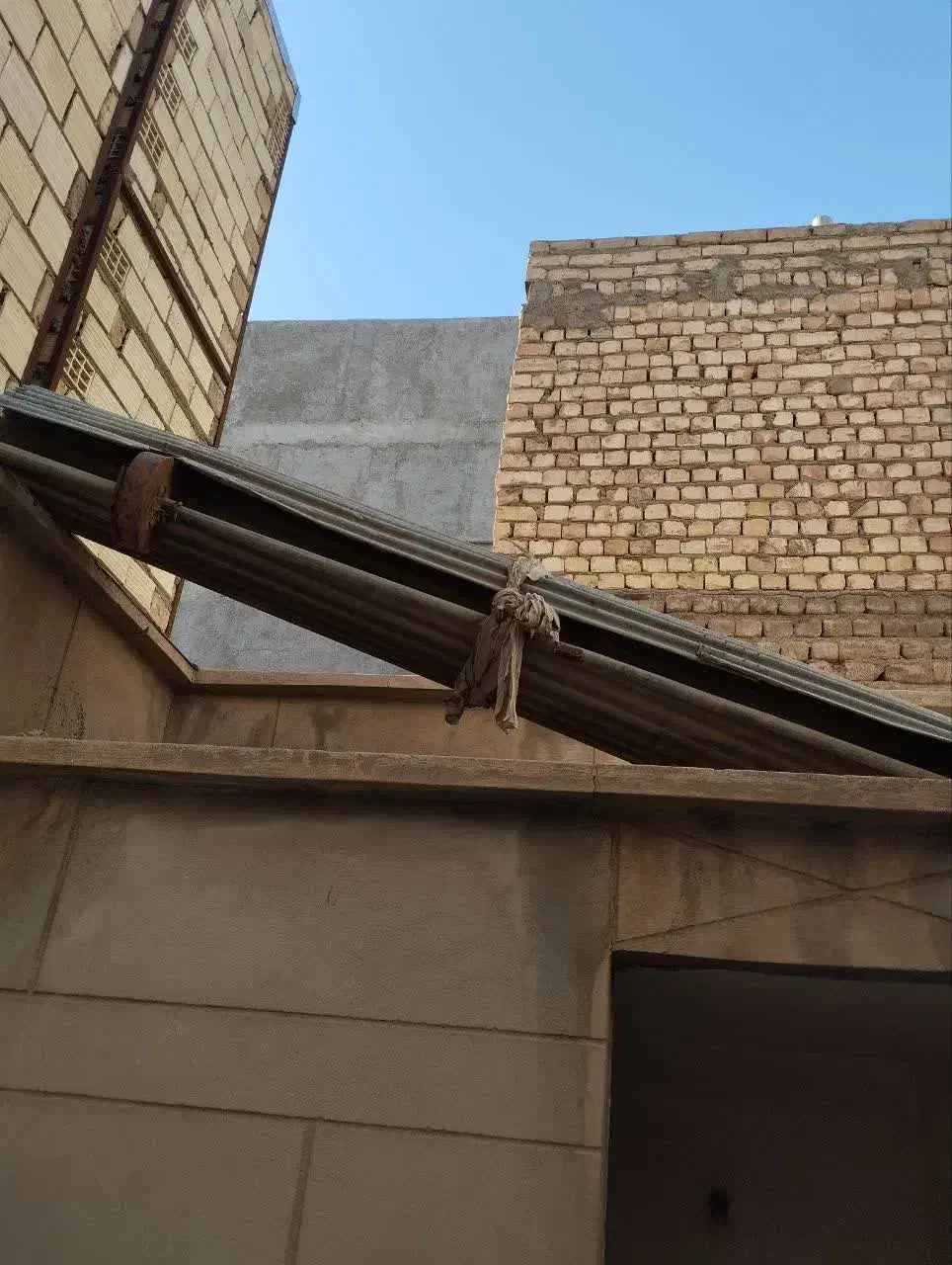 کرکره آهنی|مصالح و تجهیزات ساختمان|قم, شاه ابراهیم|دیوار