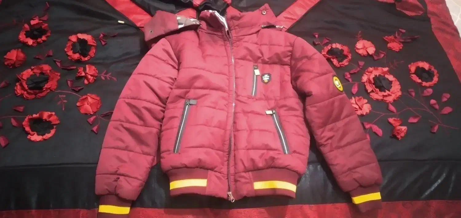 کاپشن تو خز|لباس|فولادشهر, C3|دیوار