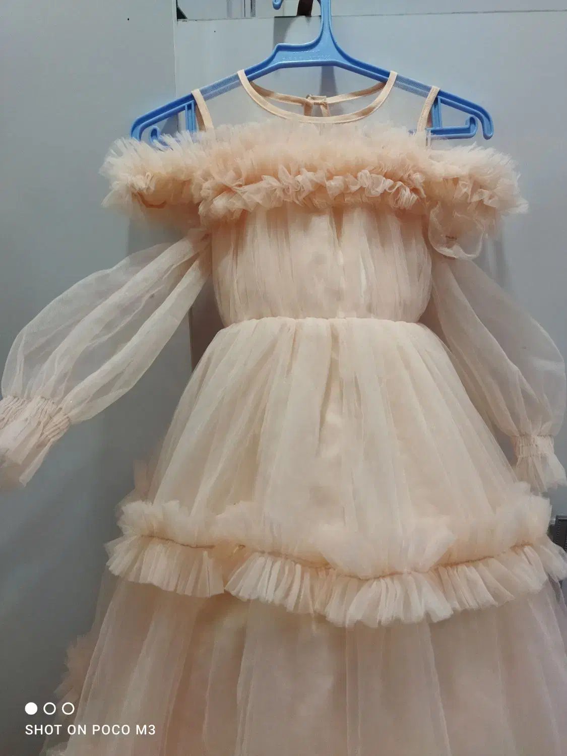 تمیز|لباس|رامشیر, |دیوار