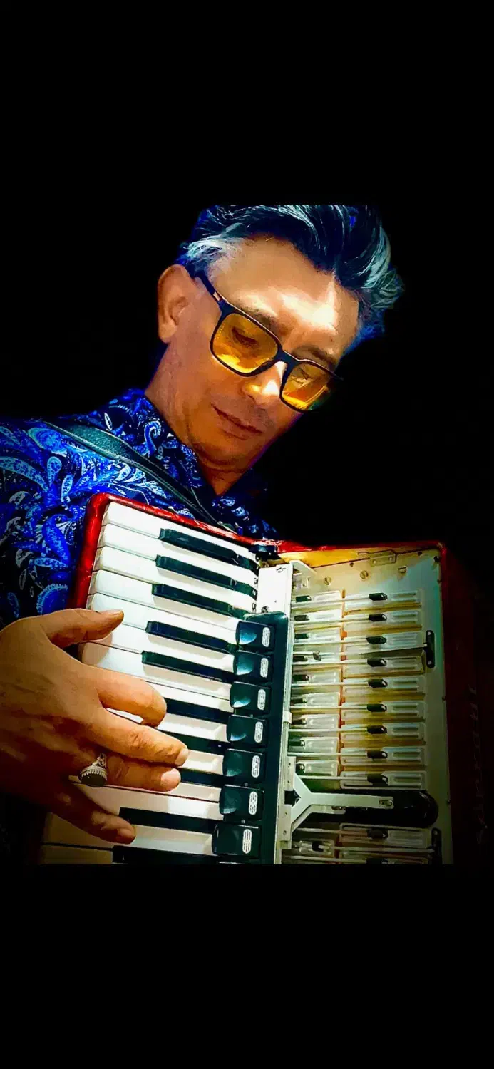 آموزش تخصصی آکاردئون قارمون و ارگ کاملا تضمینی|پیانو، کیبورد، آکاردئون|اردبیل, |دیوار