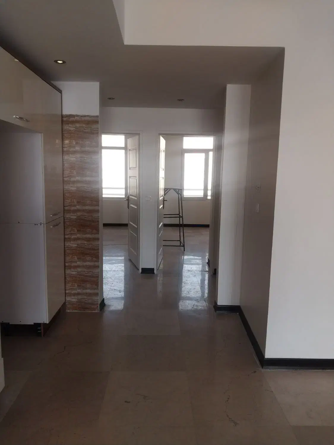 اپارتمان ۱۴۰متری فول کلید نخورده