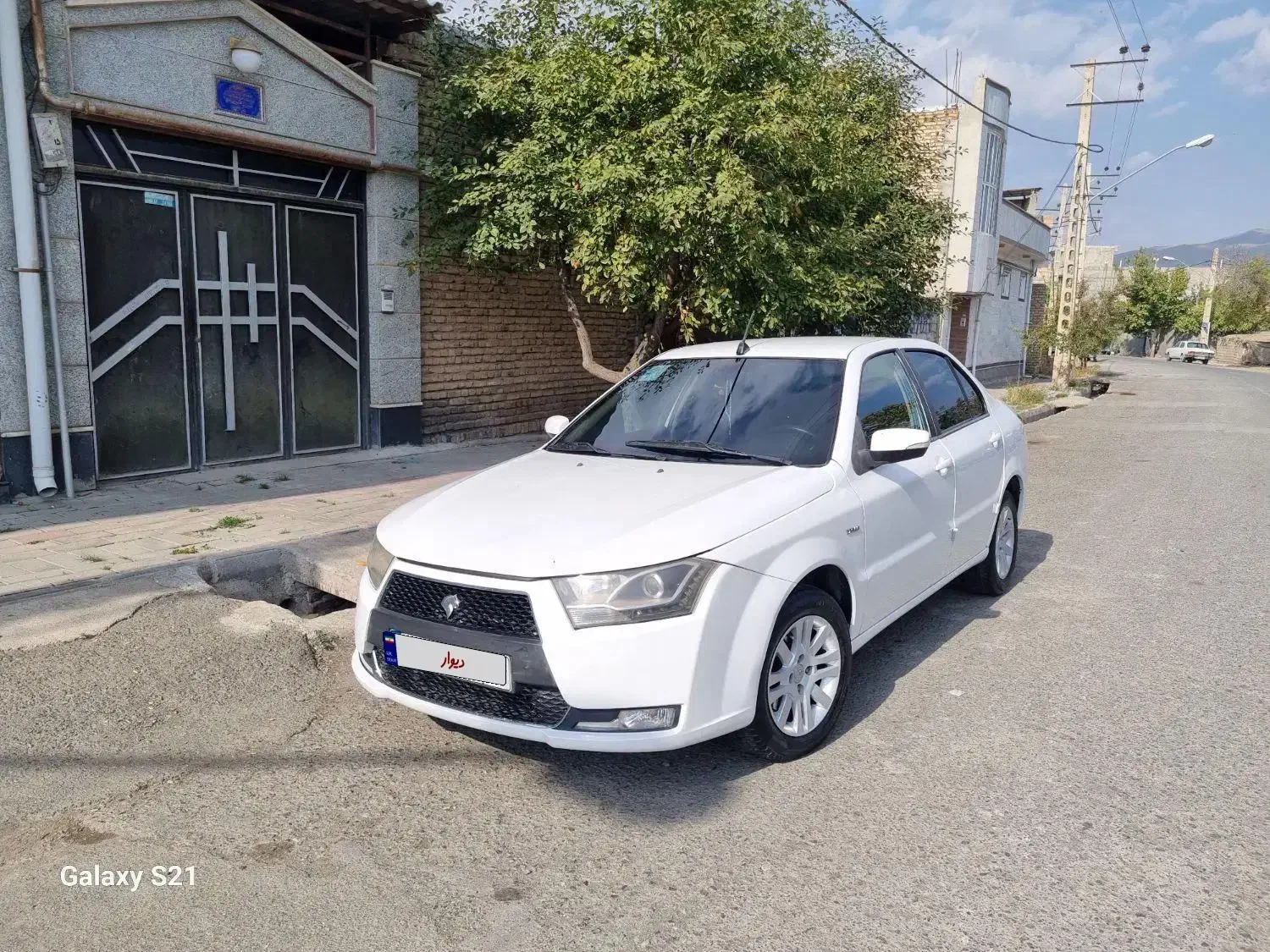 دنا مدل ۹۷ سفید بدون رنگ|خودرو سواری و وانت|خوی, |دیوار