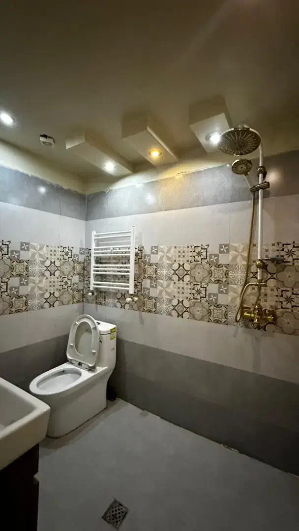 ۱۱۶متر پیروزی