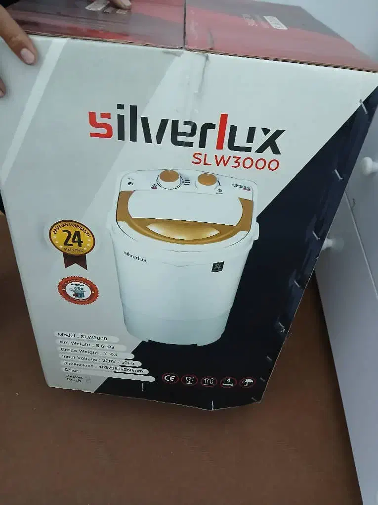 لباسشوی بچگانه برقی|ماشین لباسشویی و خشک‌کن لباس|سلماس, |دیوار