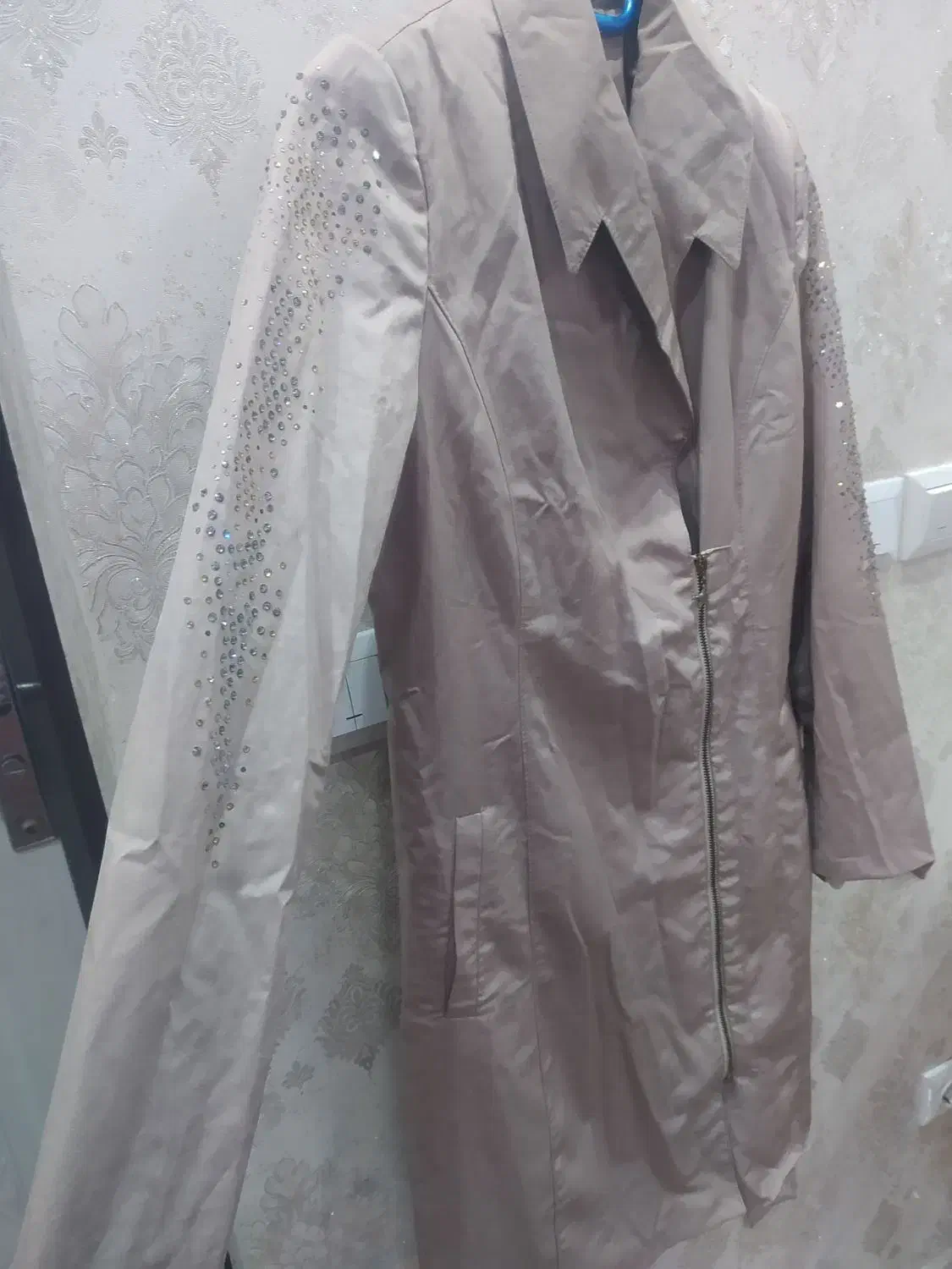 مانتو بارانی فقط ۲۰۰|لباس|تبریز, |دیوار