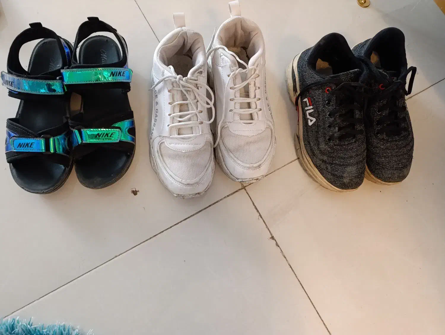 کیف و کفش|کیف، کفش، کمربند|گرمدره, |دیوار