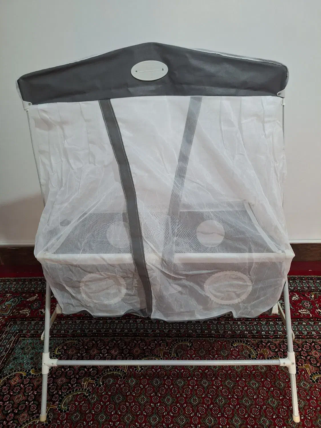 گهواره فروشی|تخت و صندلی بچه|دورود, |دیوار