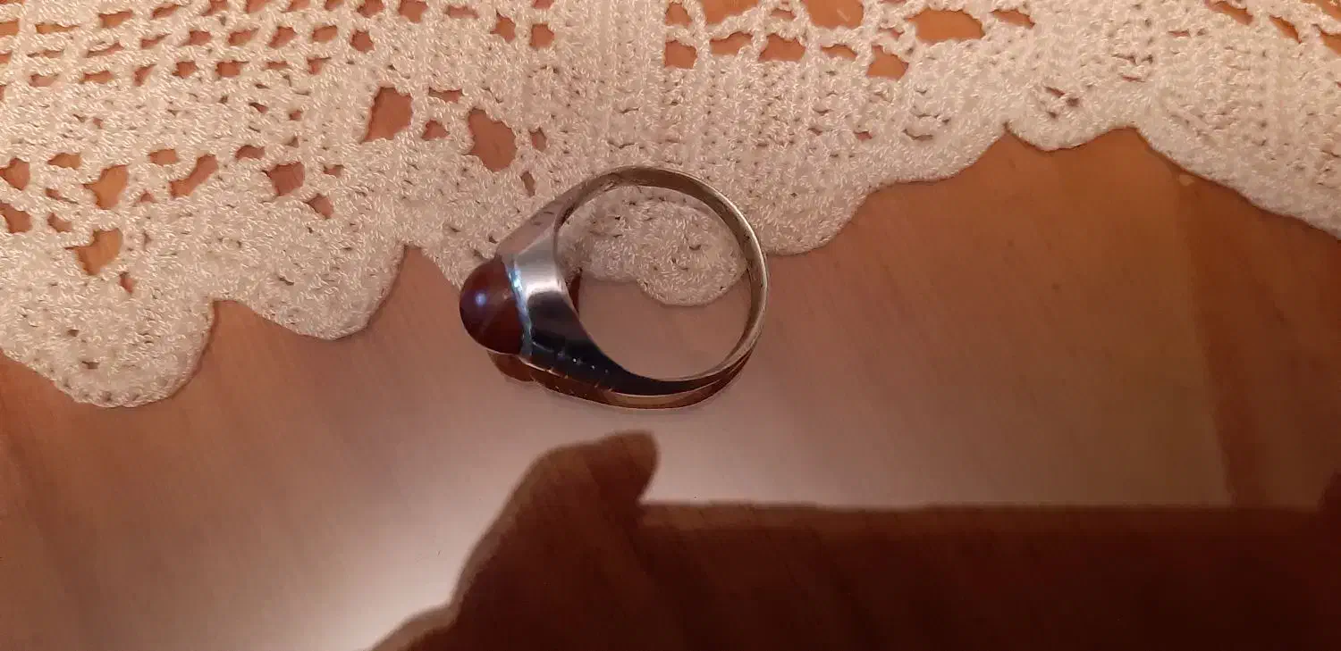 تسبیح عقیق  و کهربا و چاقو|کلکسیون اشیاء عتیقه|اردبیل, |دیوار