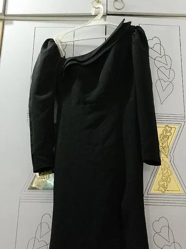 لباس شب|لباس|شادگان, |دیوار