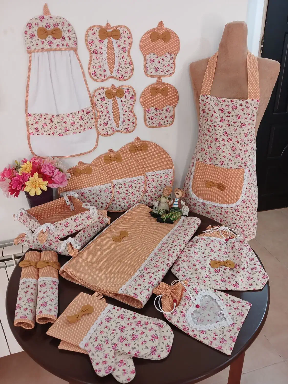 سرویس آشپزخانه پارچه ای|سفره، حوله، دستمال آشپزخانه|رشت, رودباری|دیوار