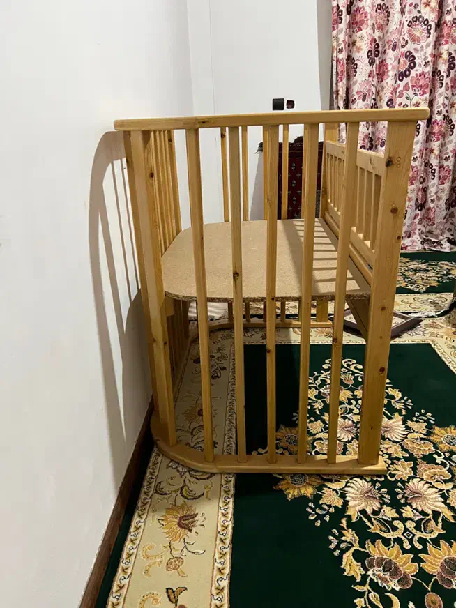تخت کنار مادر با چوب نایاب سُر(زرین)محافظ دار کودک|تخت و سرویس خواب|چالوس, |دیوار