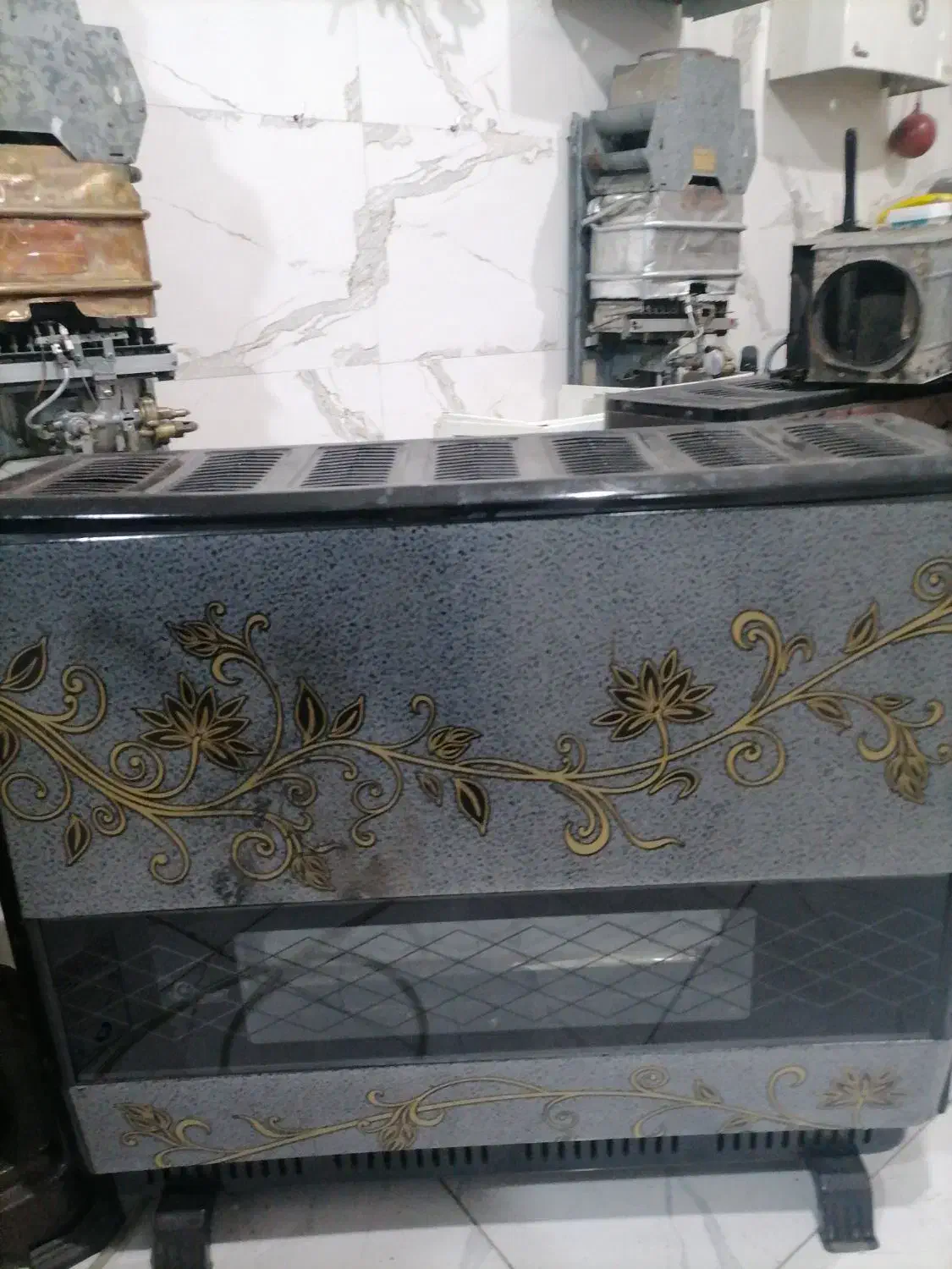 تعمیر آبگرمکن و بخاری|خدمات پیشه و مهارت|بومهن, |دیوار