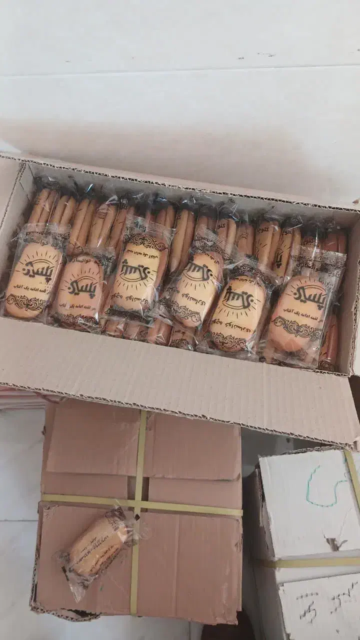 کیک و کلوچه 5700سنتی گلپایگان  نان خوانساری|خوردنی و آشامیدنی|تهران, والفجر|دیوار