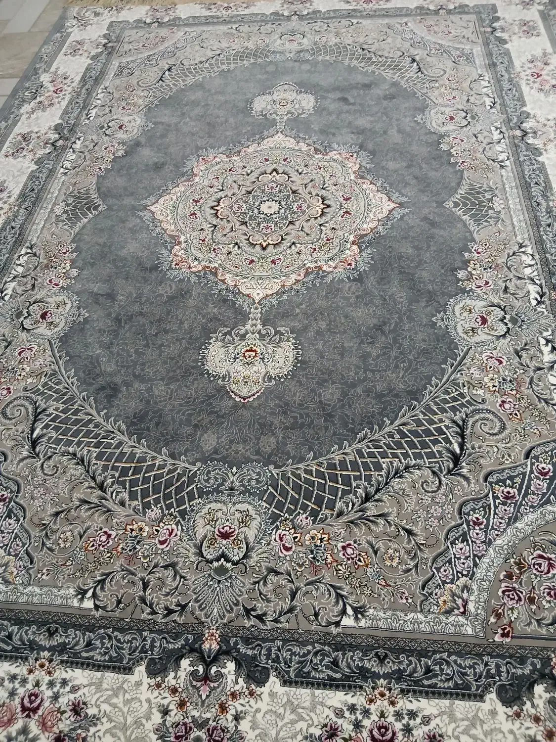 فرش ۹ متری ۷۰۰ شانه|فرش|کاشان, لتحر|دیوار