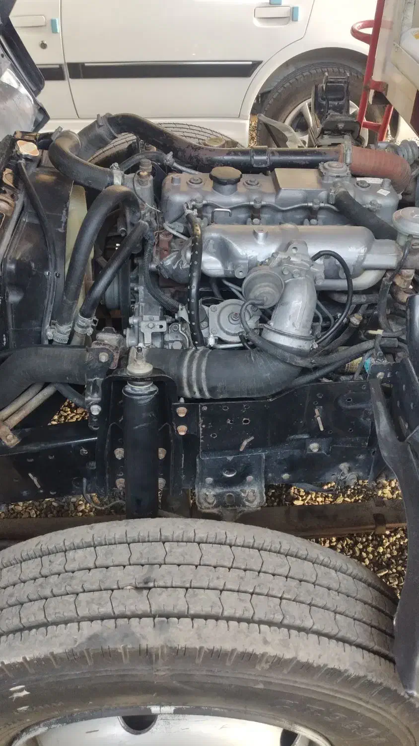 ایسوزومدل ۸۷ بدون رنگ|خودرو سنگین|بندرعباس, |دیوار