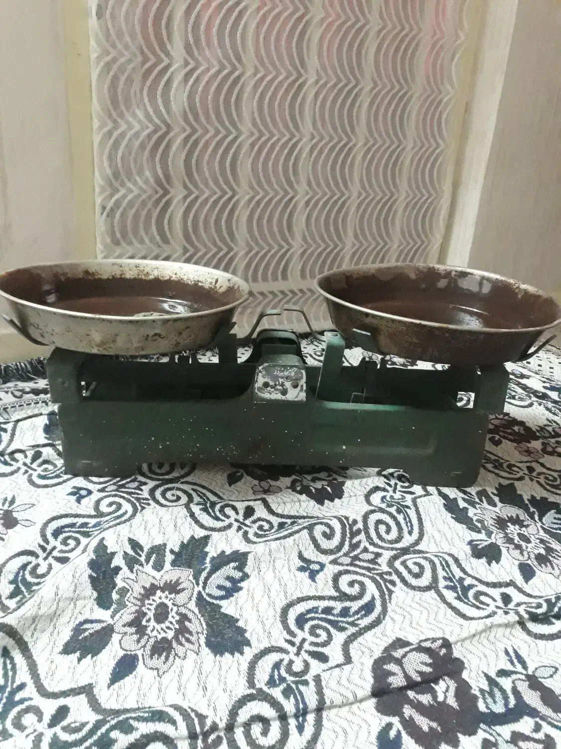 ترازو دیجیتال و سنگی قدیمی در شهریار|فروشگاه و مغازه|شهریار, شهریار|دیوار