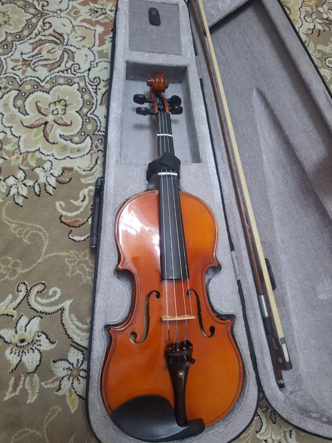 ویولون در حد نو|ویولن|تهران, جنت‌آباد شمالی|دیوار