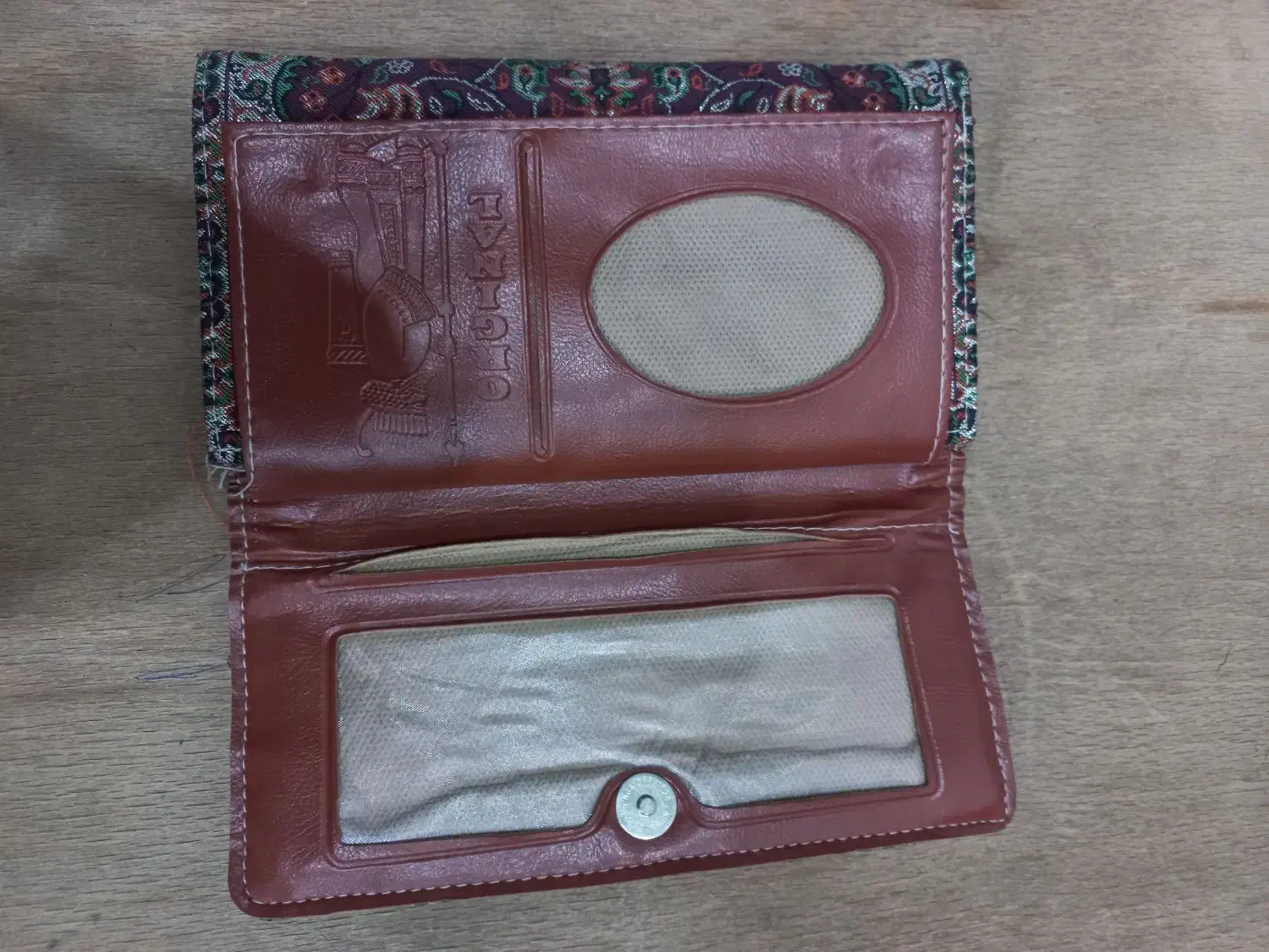 فروش فوری کیف پول|کیف، کفش، کمربند|شاهرود, |دیوار