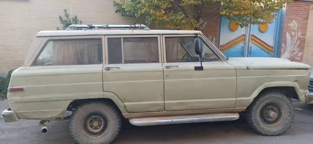 جیپ آهو کانادایی|خودرو کلاسیک|شهرکرد, |دیوار