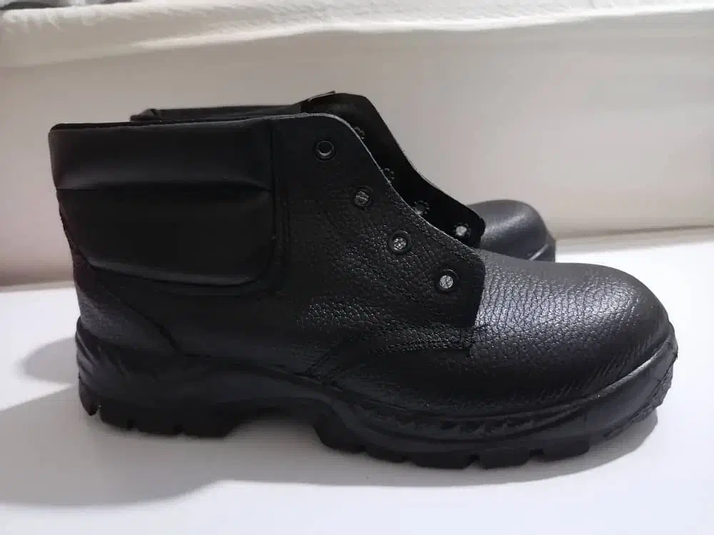 کفش ایمنی|کیف، کفش، کمربند|محمدشهر, سیدآباد|دیوار