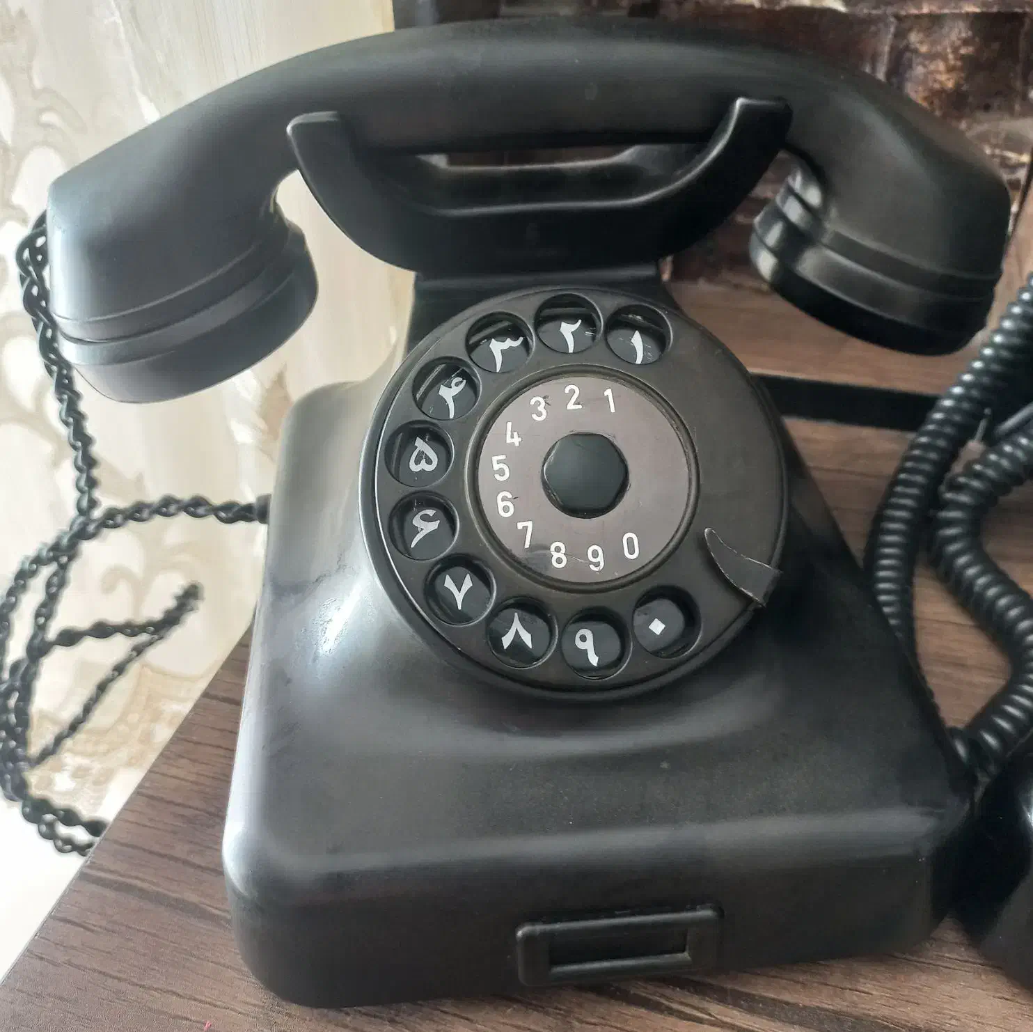 تلفنهایی قدیمی.زیمنس|کلکسیون اشیاء عتیقه|گلپایگان, |دیوار