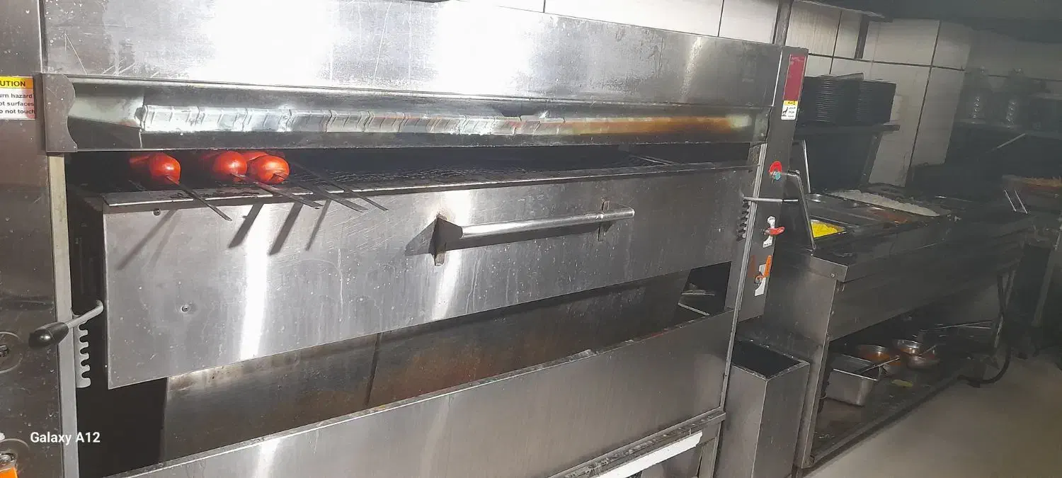 استخدام آشپز،کمک آشپز،نیروی ساده،سالنکار|استخدام خدمات فروشگاه و رستوران|بجنورد, |دیوار