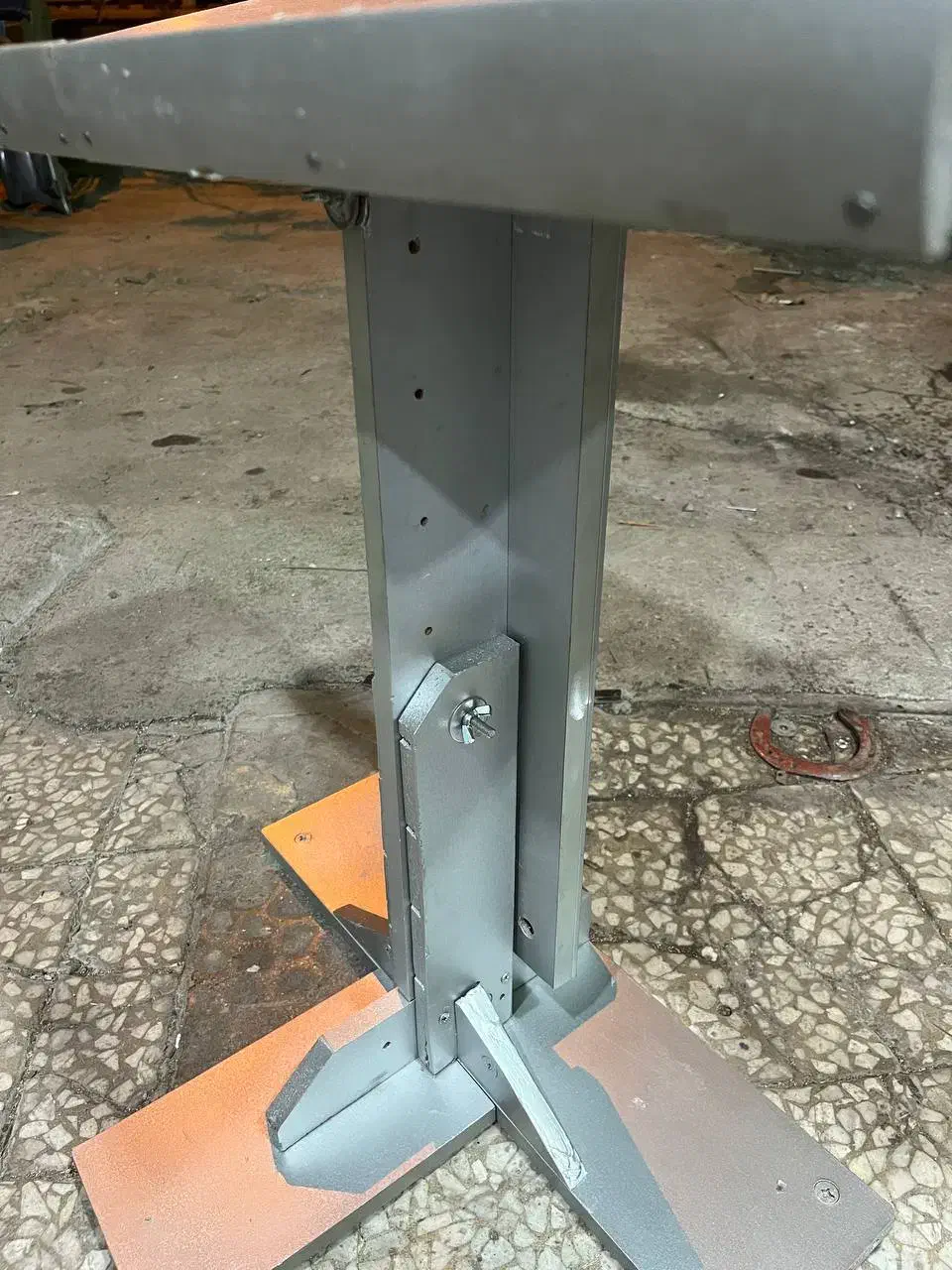 میز سنتور|سازهای سنتی|همدان, |دیوار