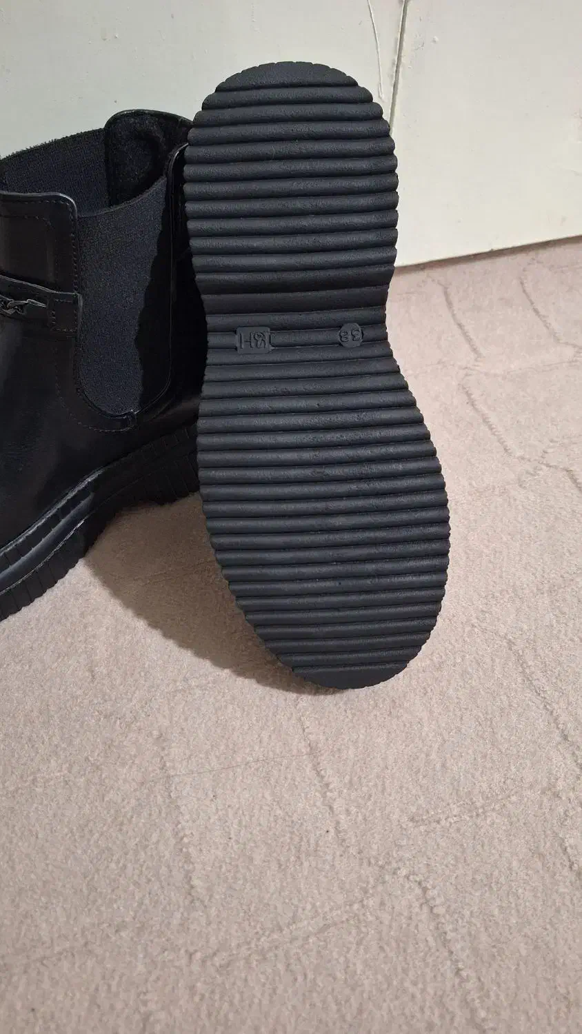 کیف و کفش|کیف، کفش، کمربند|خرمدره, |دیوار