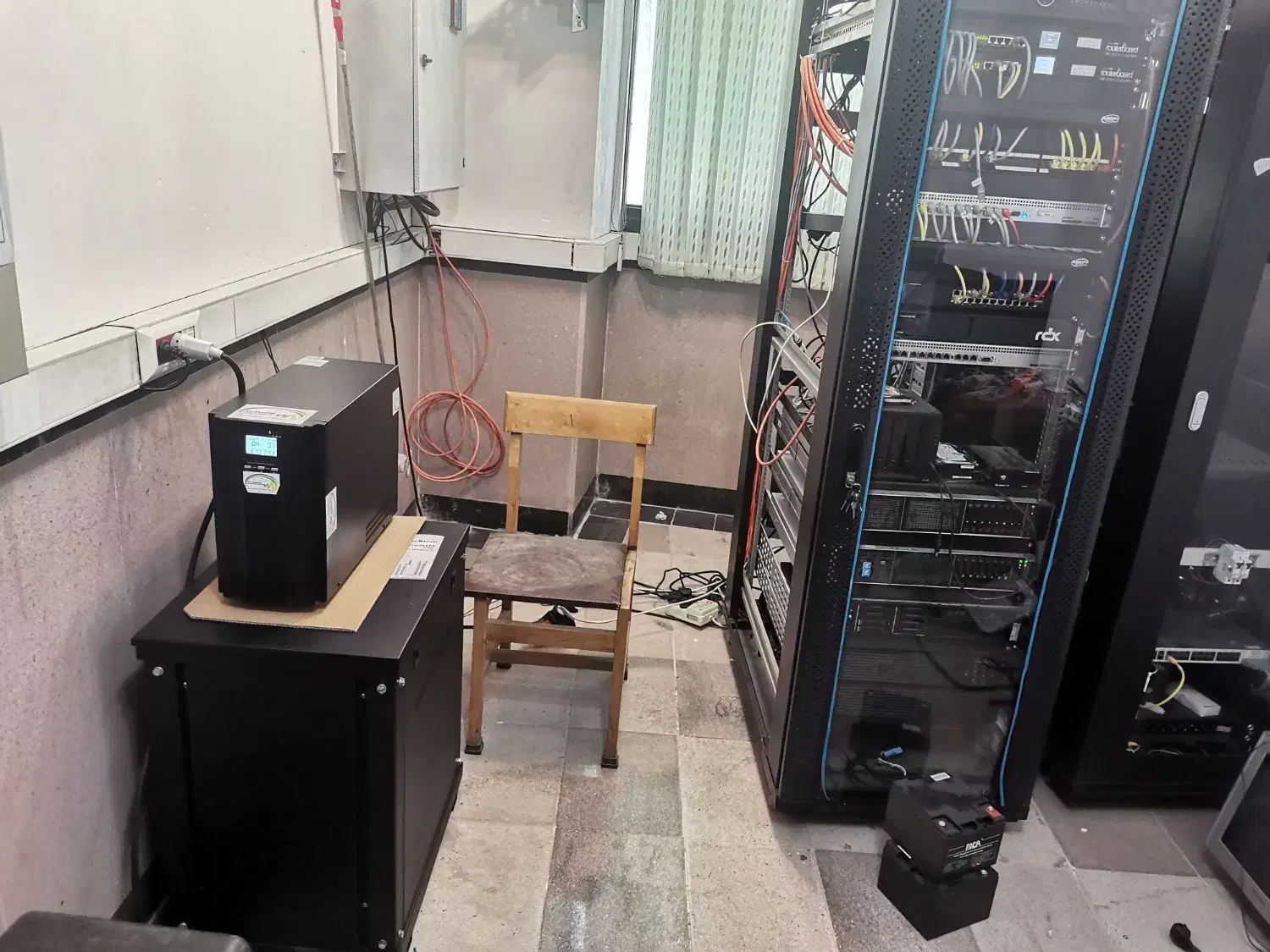 یو پی اسups 6000vaآنلاین6کاوا همراه با باتری آکبند|قطعات و لوازم جانبی رایانه|اهواز, کیانپارس |دیوار