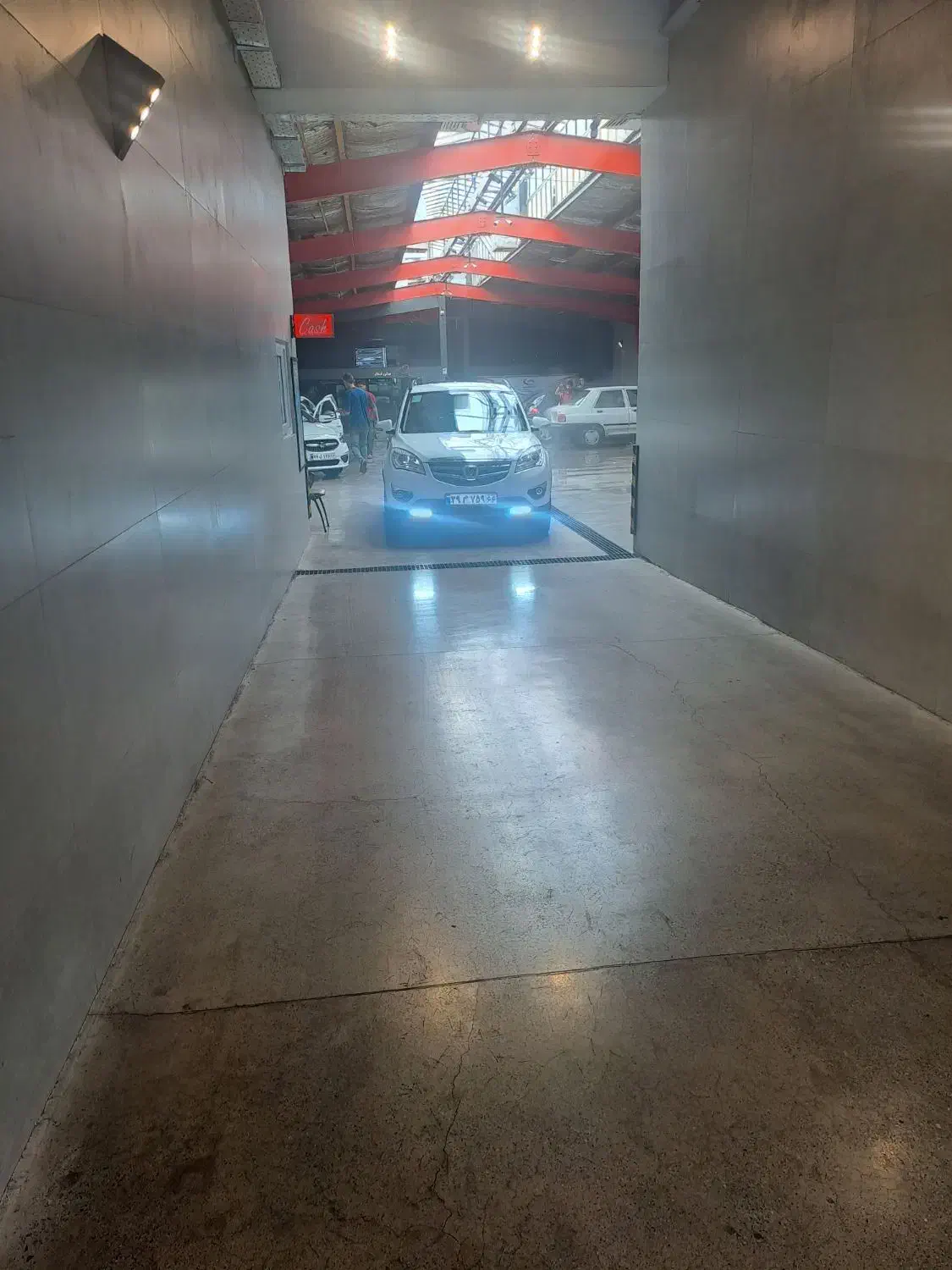 استخدام کارگر کارواش|استخدام سرایداری و نظافت|تهران, تهرانپارس غربی|دیوار