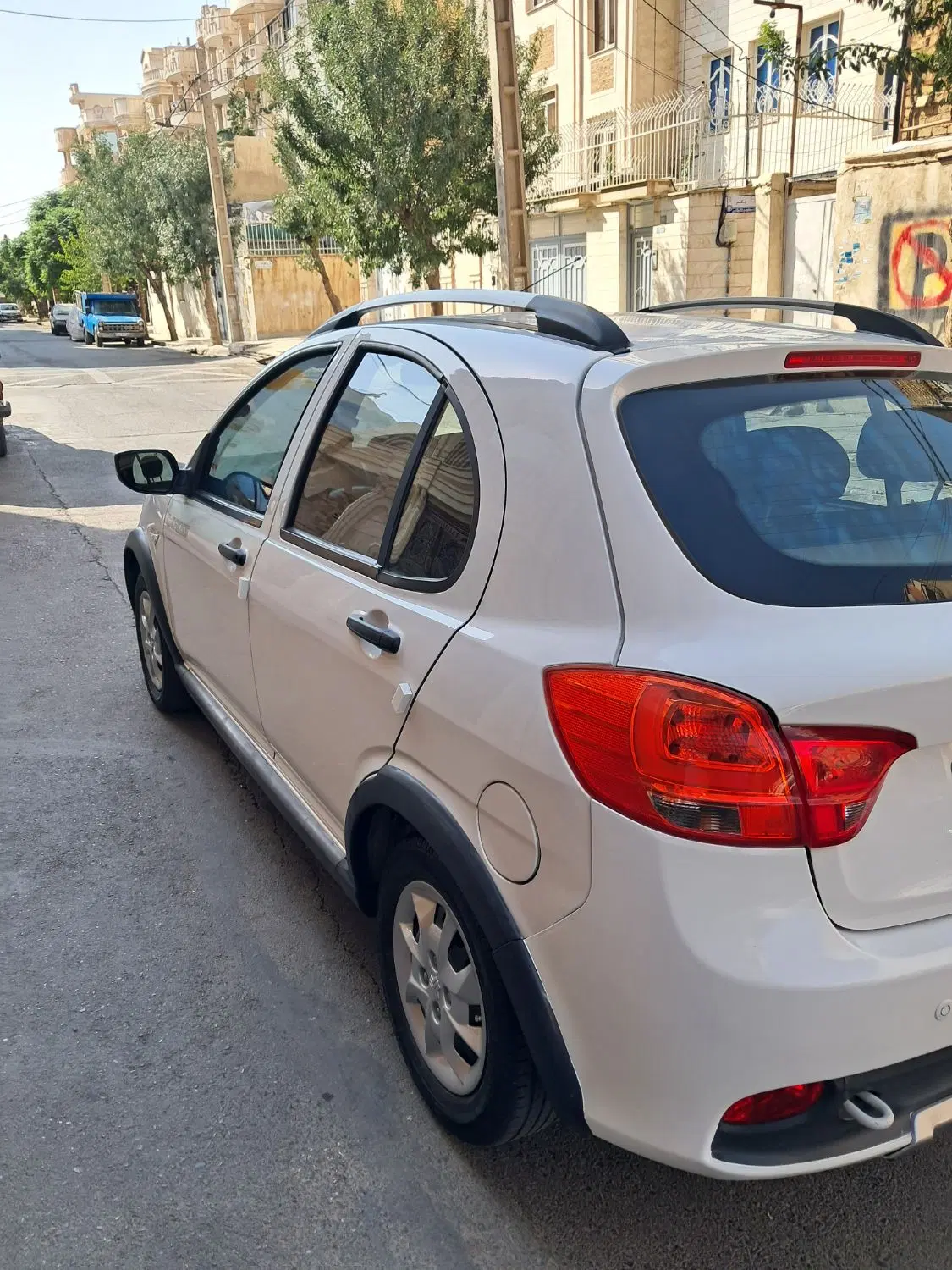 کوییک|خودرو سواری و وانت|باقرشهر, |دیوار
