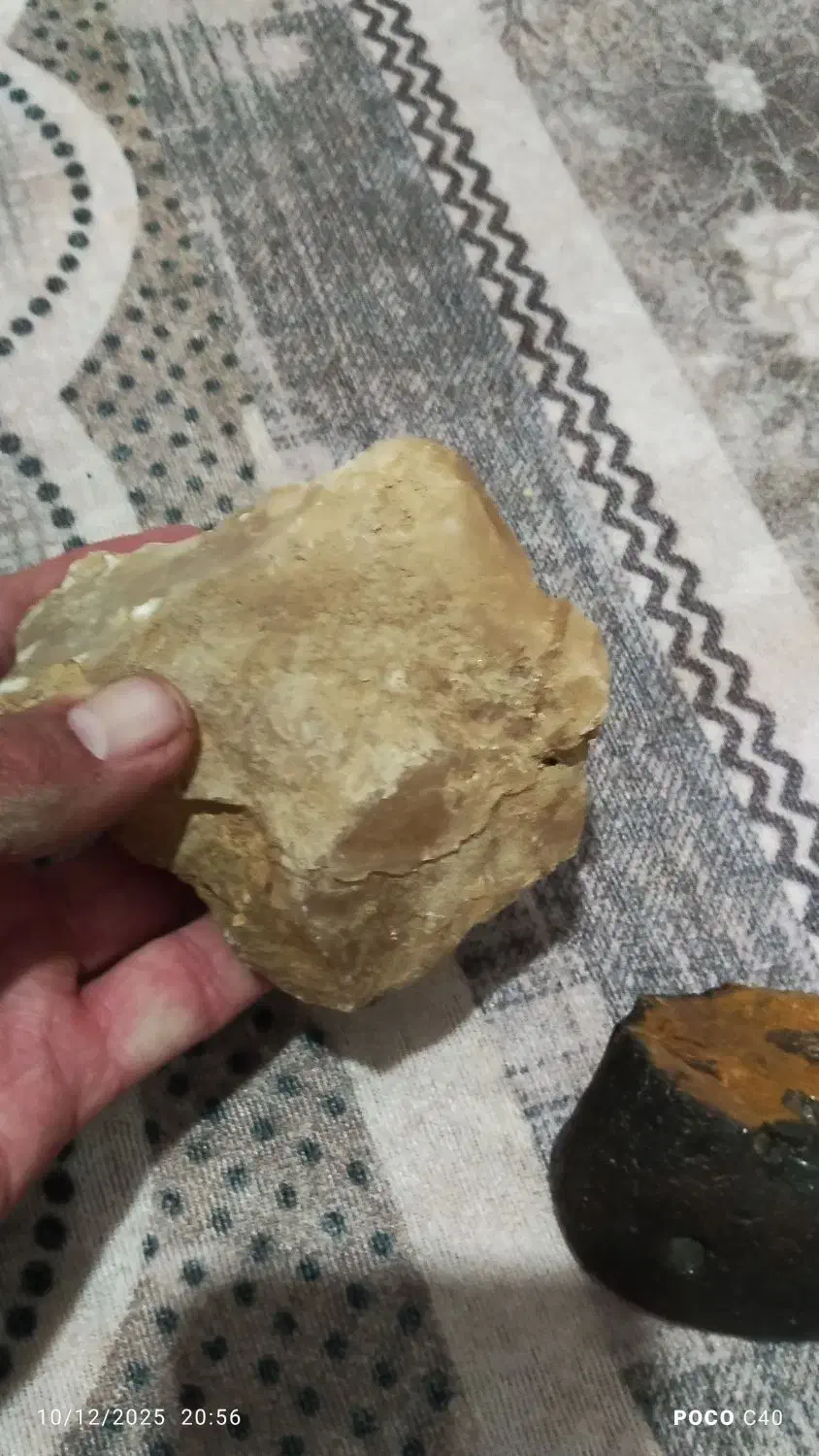 سنگ‌‌دلربا|کلکسیون اشیاء عتیقه|چالدران, |دیوار