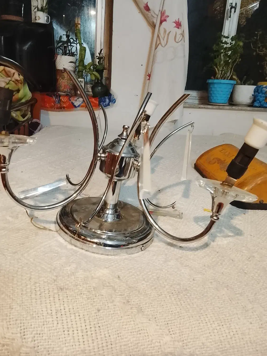 لوستر ۴لامپ|لوستر و چراغ آویز|سراب, |دیوار