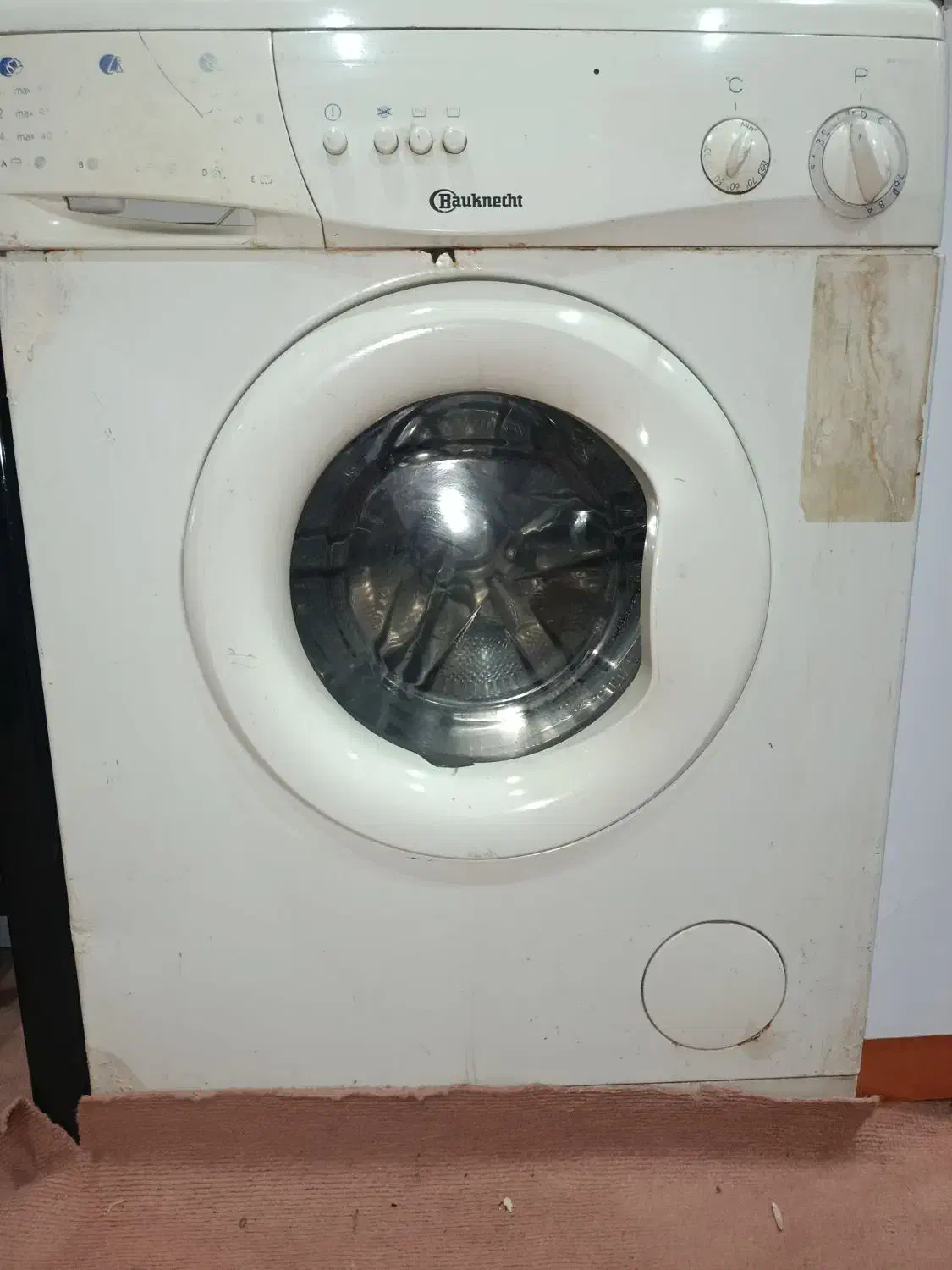 یک عدد لباسشویی|ماشین لباسشویی و خشک‌کن لباس|برازجان, |دیوار