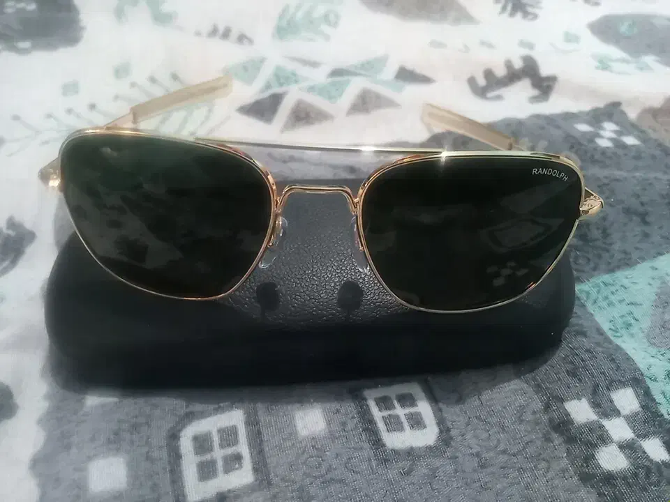 عینک آفتابی|زیورآلات و اکسسوری|شاهین‌شهر, مسکن مهر|دیوار