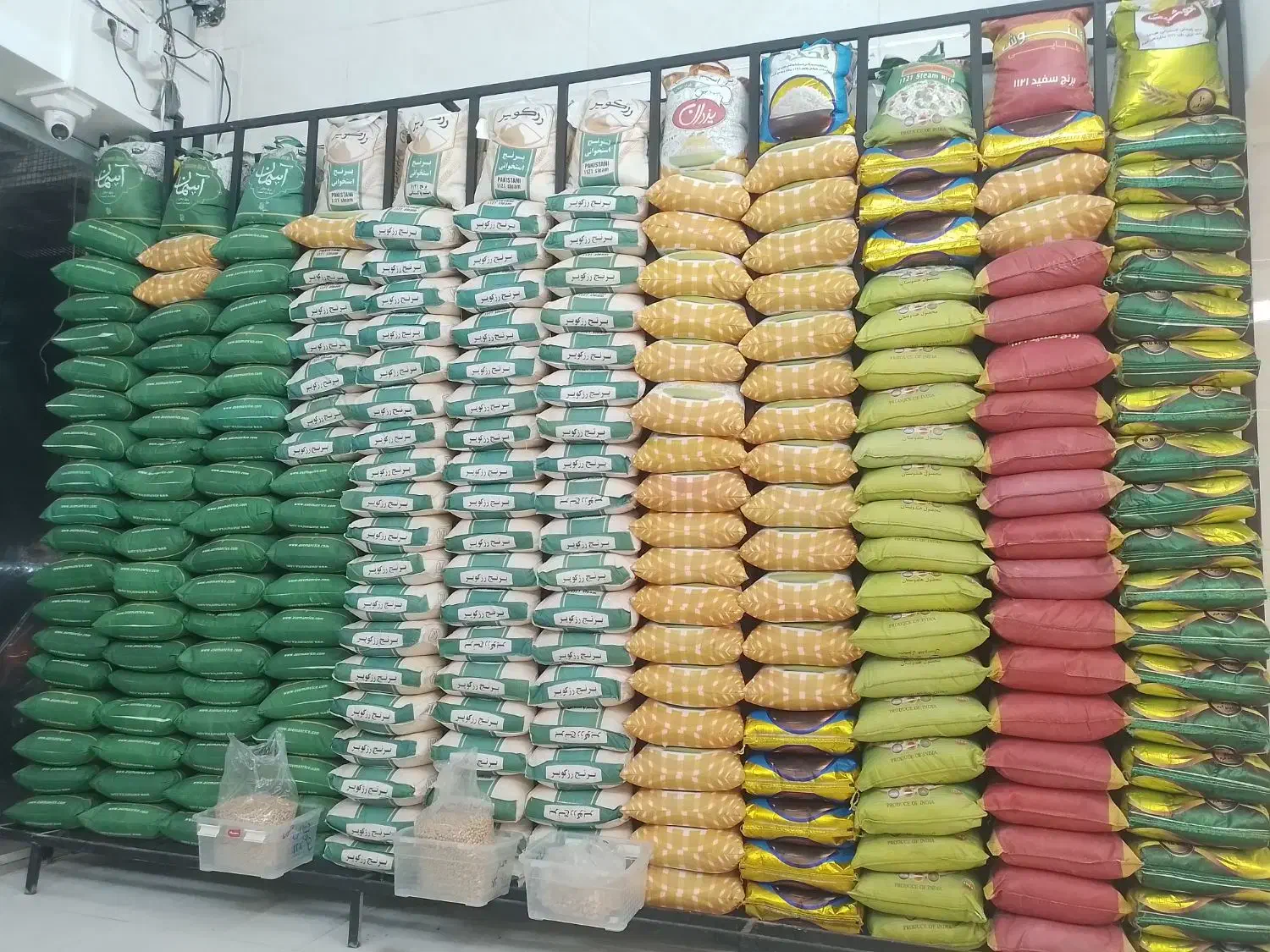 انواع برنج پاکستانی و هندی .تک به قیمت عمده|خوردنی و آشامیدنی|بندرعباس, |دیوار