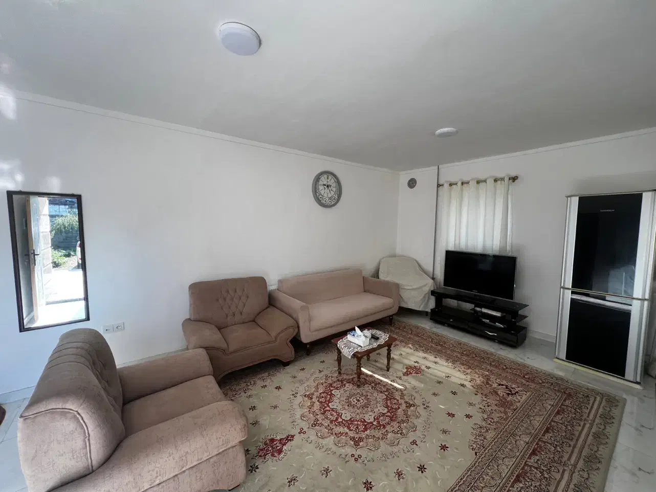 اجاره ویلا مستقل یک خواب در مازندران|اجارهٔ کوتاه‌مدت ویلا و باغ|قائم‌شهر, |دیوار