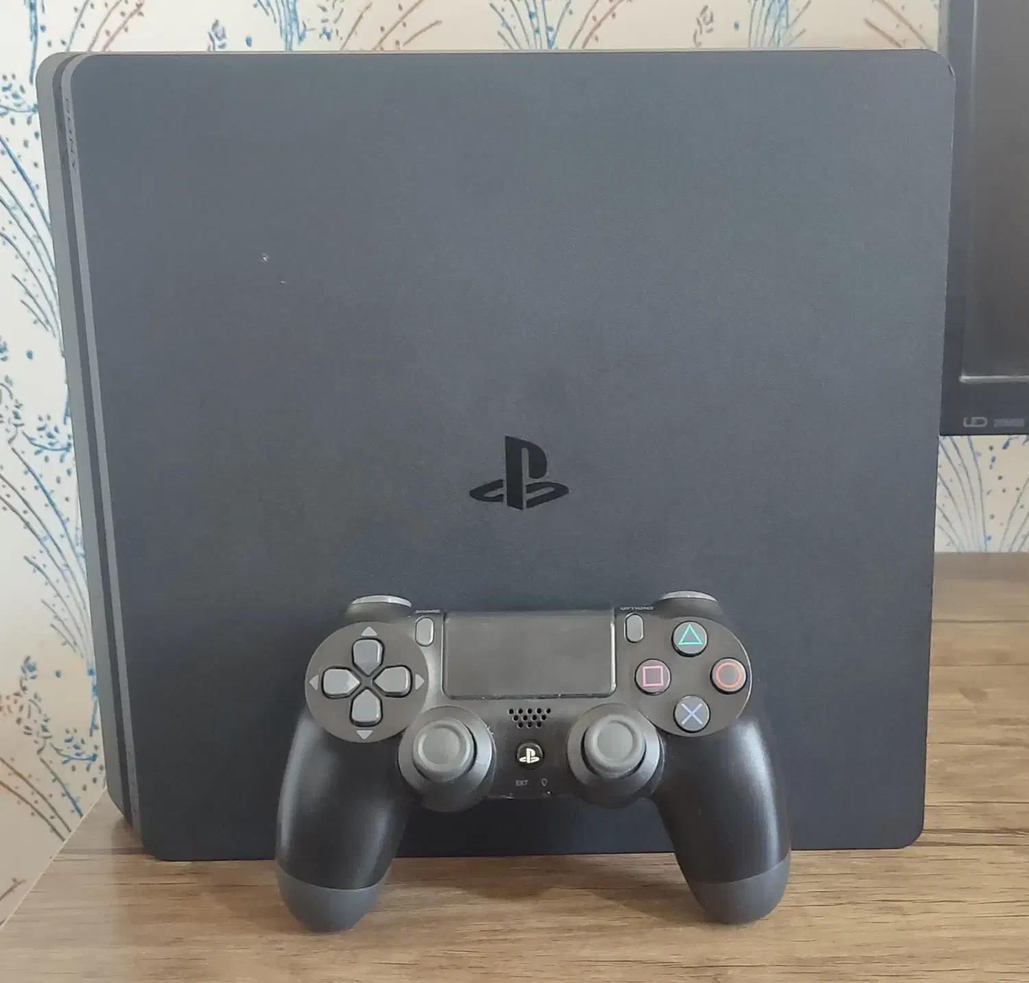 Ps4 اسلیم|کنسول، بازی ویدئویی و آنلاین|سمنان, |دیوار