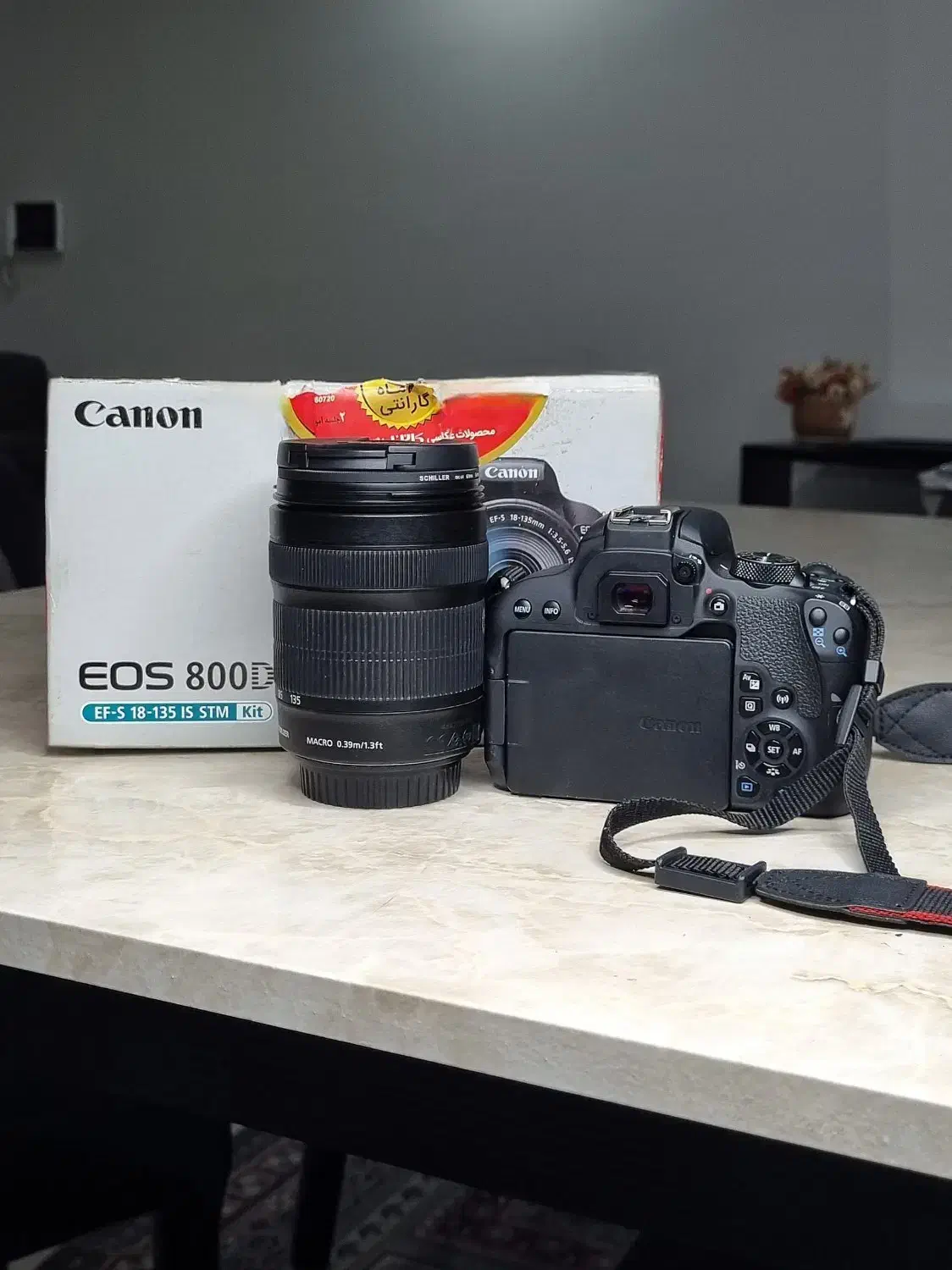 دوربین کانن D800 بهمراه لنز135-18 بسیار نو|دوربین عکاسی و فیلم‌برداری|اهواز, گلستان|دیوار