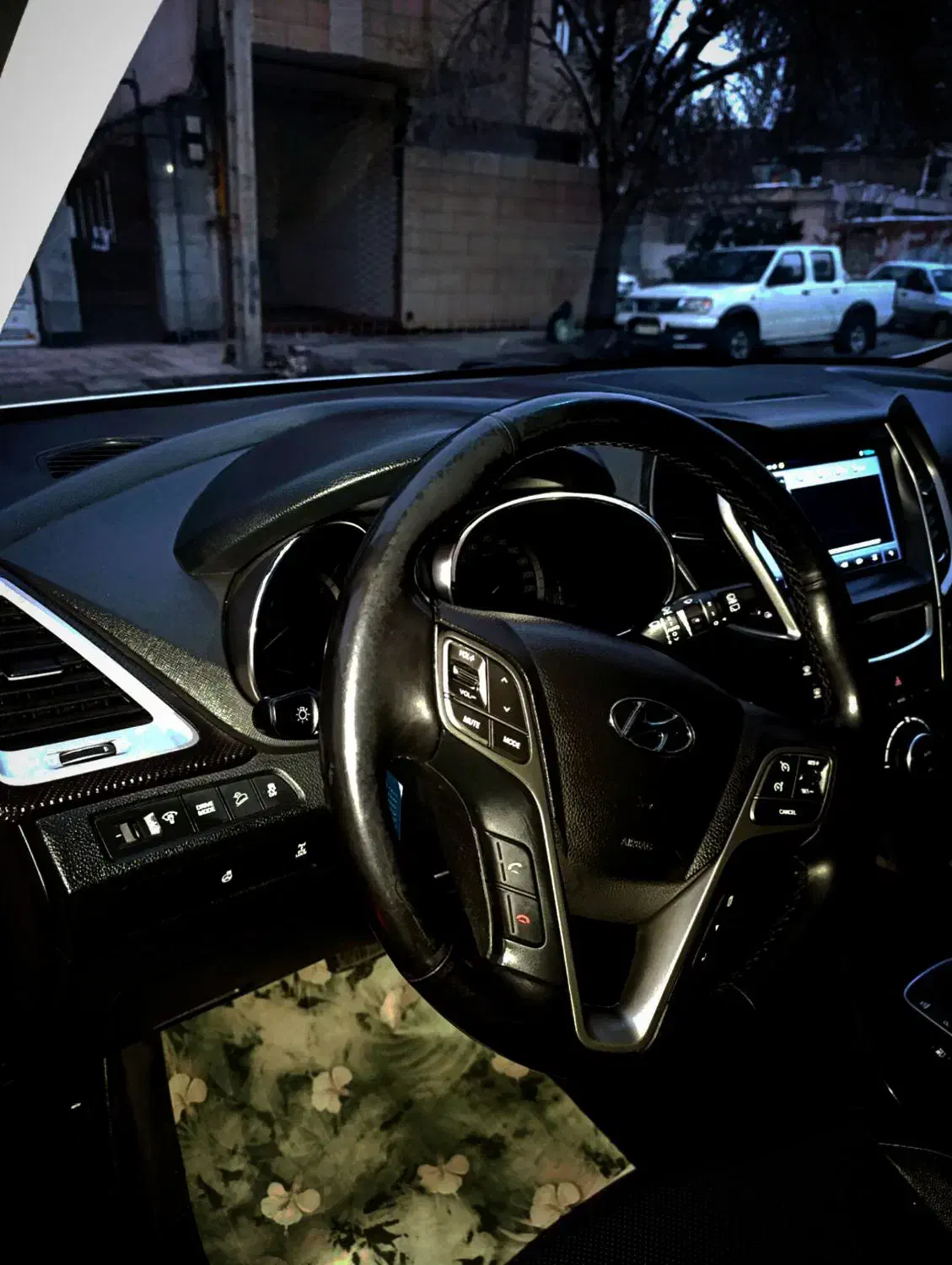 هیوندای سانتافه 2017|خودرو سواری و وانت|مشهد, امام رضا (ع)|دیوار