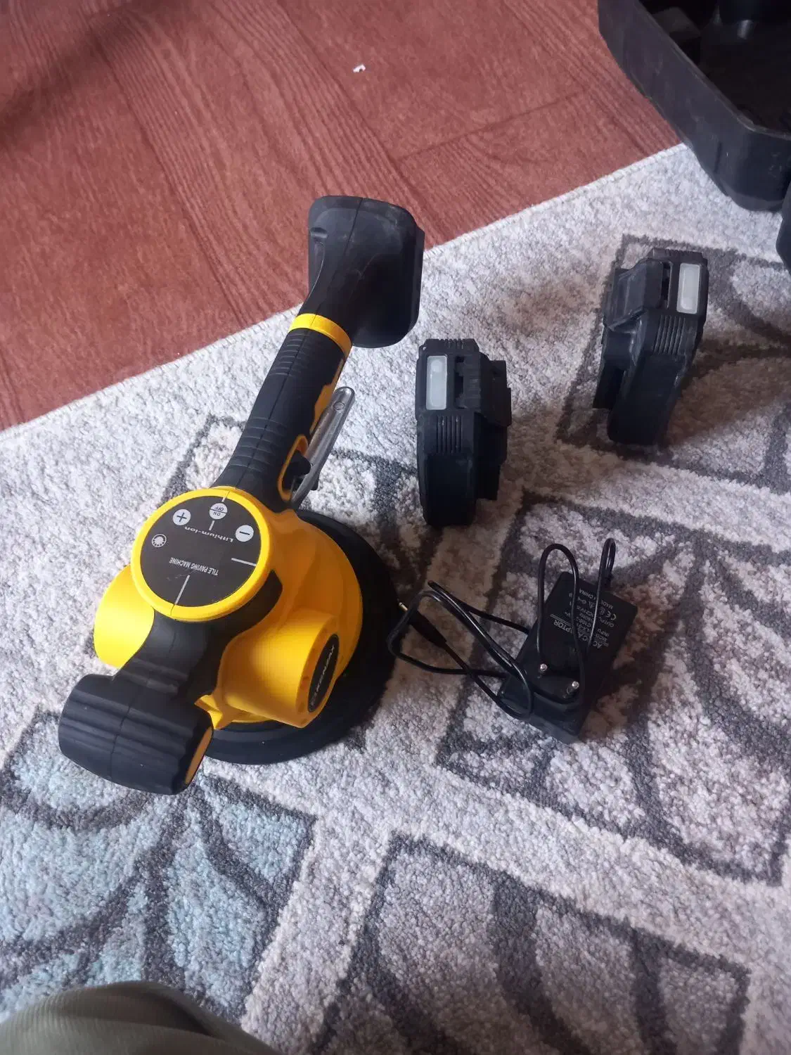 چکش برقی کنزاکسویبره|ابزارآلات|گمیشان, |دیوار