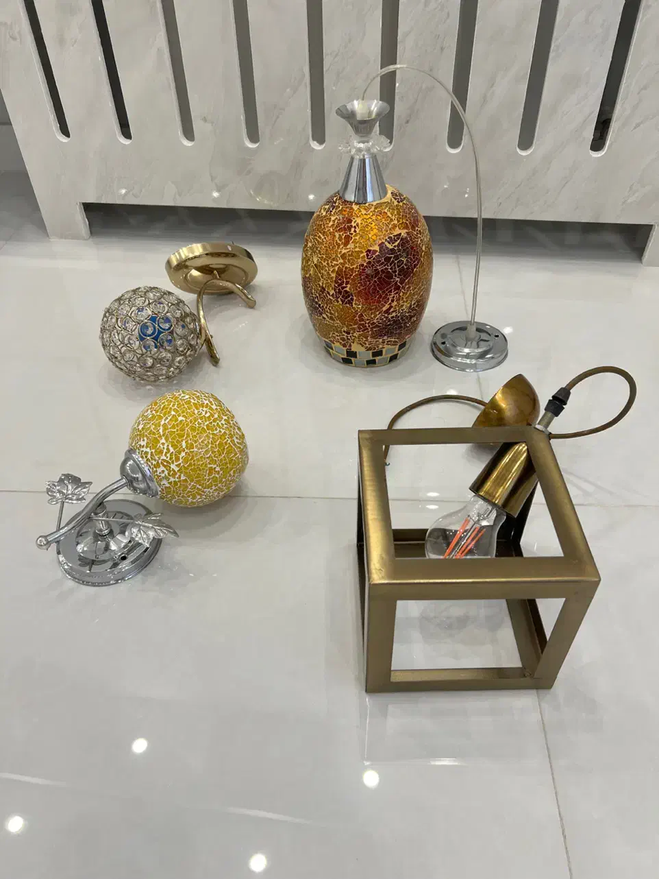 فروش لوسترهای در حد نو  باقیمتهای استثنایی|لوستر و چراغ آویز|رشت, شهرک پردیسان|دیوار