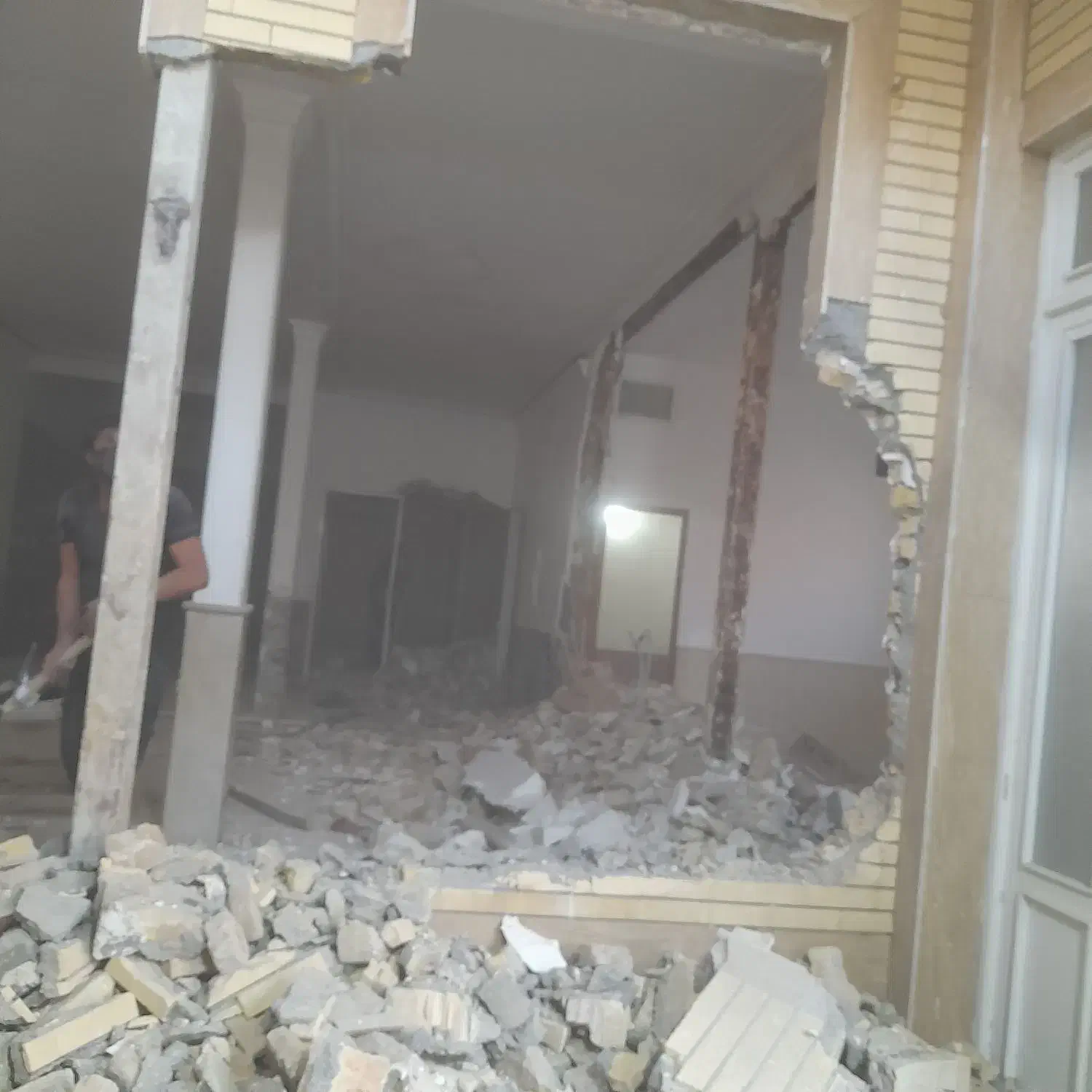 تخریب جای لوله تخریب دیوار.ازصفر تاصد|خدمات پیشه و مهارت|کاشان, بازار کاشان|دیوار