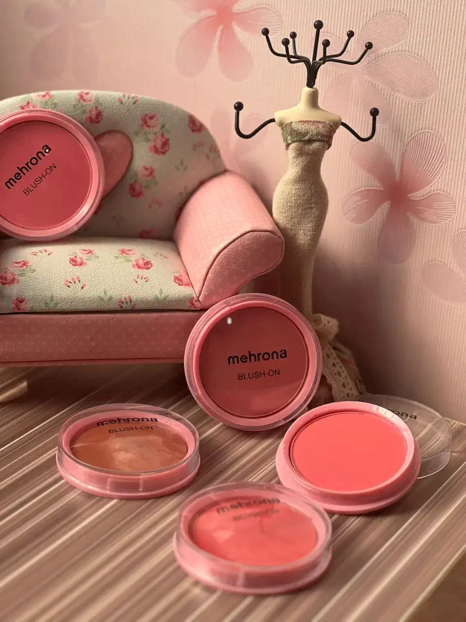 رژگونه مهرونا|آرایشی، بهداشتی، درمانی|زرندیه, |دیوار