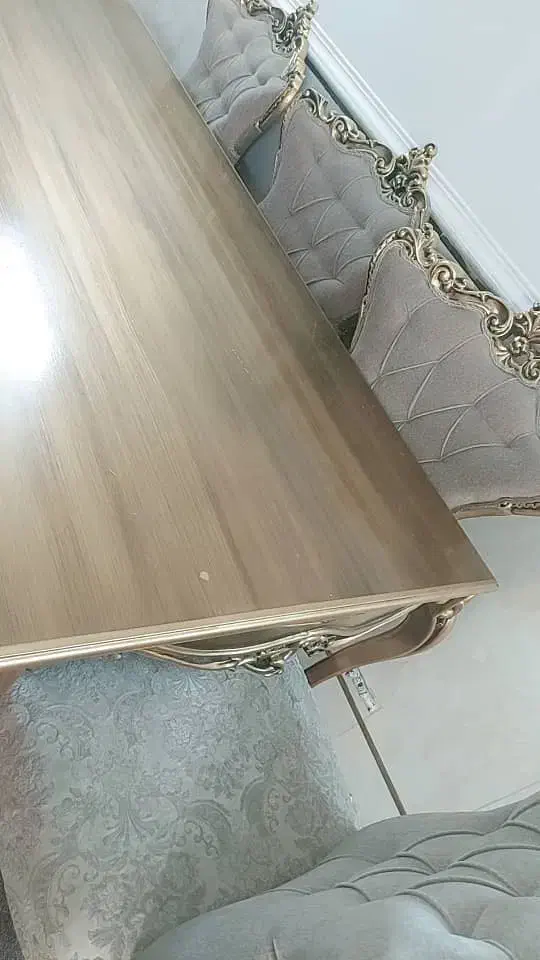 میز غذا خوری|میز و صندلی غذاخوری|قم, یزدانشهر|دیوار